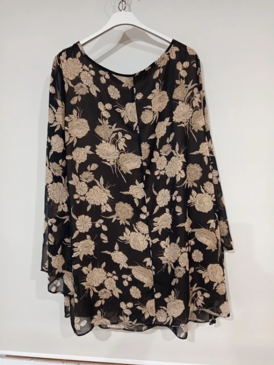 1787990179 (2).webp
